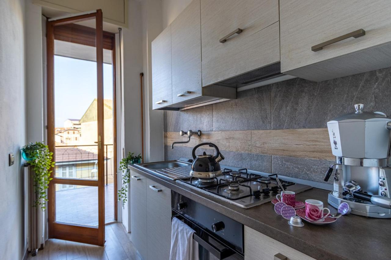 Blue Wave Apartment Arona - Lago Maggiore 外观 照片