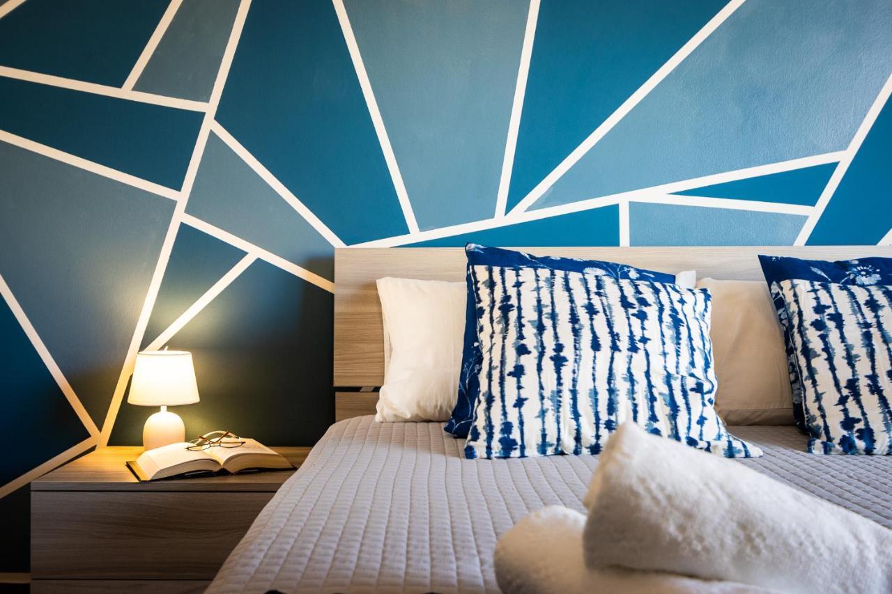Blue Wave Apartment Arona - Lago Maggiore 外观 照片