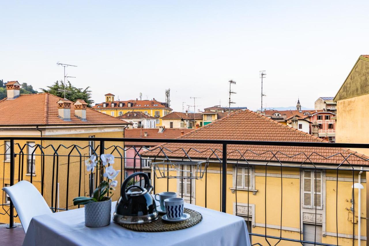 Blue Wave Apartment Arona - Lago Maggiore 外观 照片
