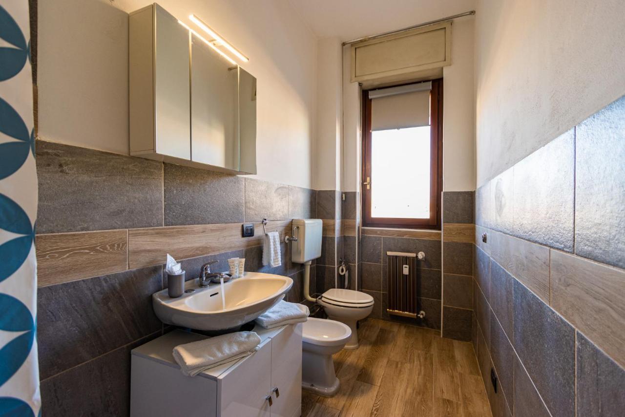 Blue Wave Apartment Arona - Lago Maggiore 外观 照片